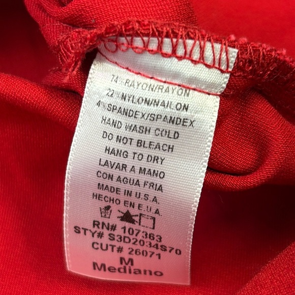 NEW Solemio Plunged Neckline Red Cocktail Dress Size Medium - Picture 6 of 10